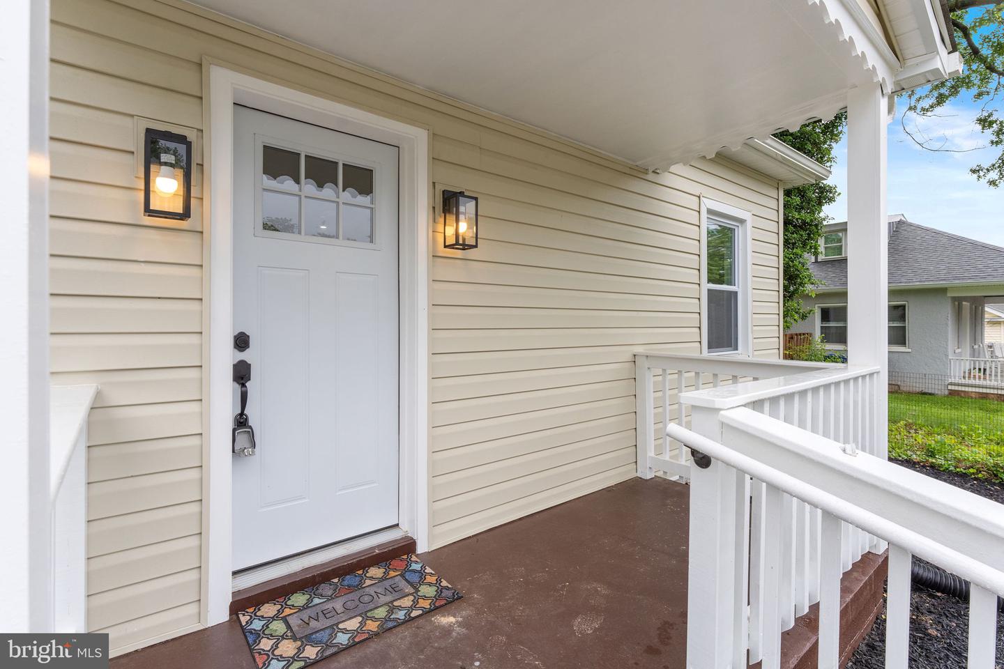 23 WILSON AVE NW, LEESBURG, Virginia 20176, 5 Bedrooms Bedrooms, ,2 BathroomsBathrooms,Residential,For sale,23 WILSON AVE NW,VALO2097354 MLS # VALO2097354