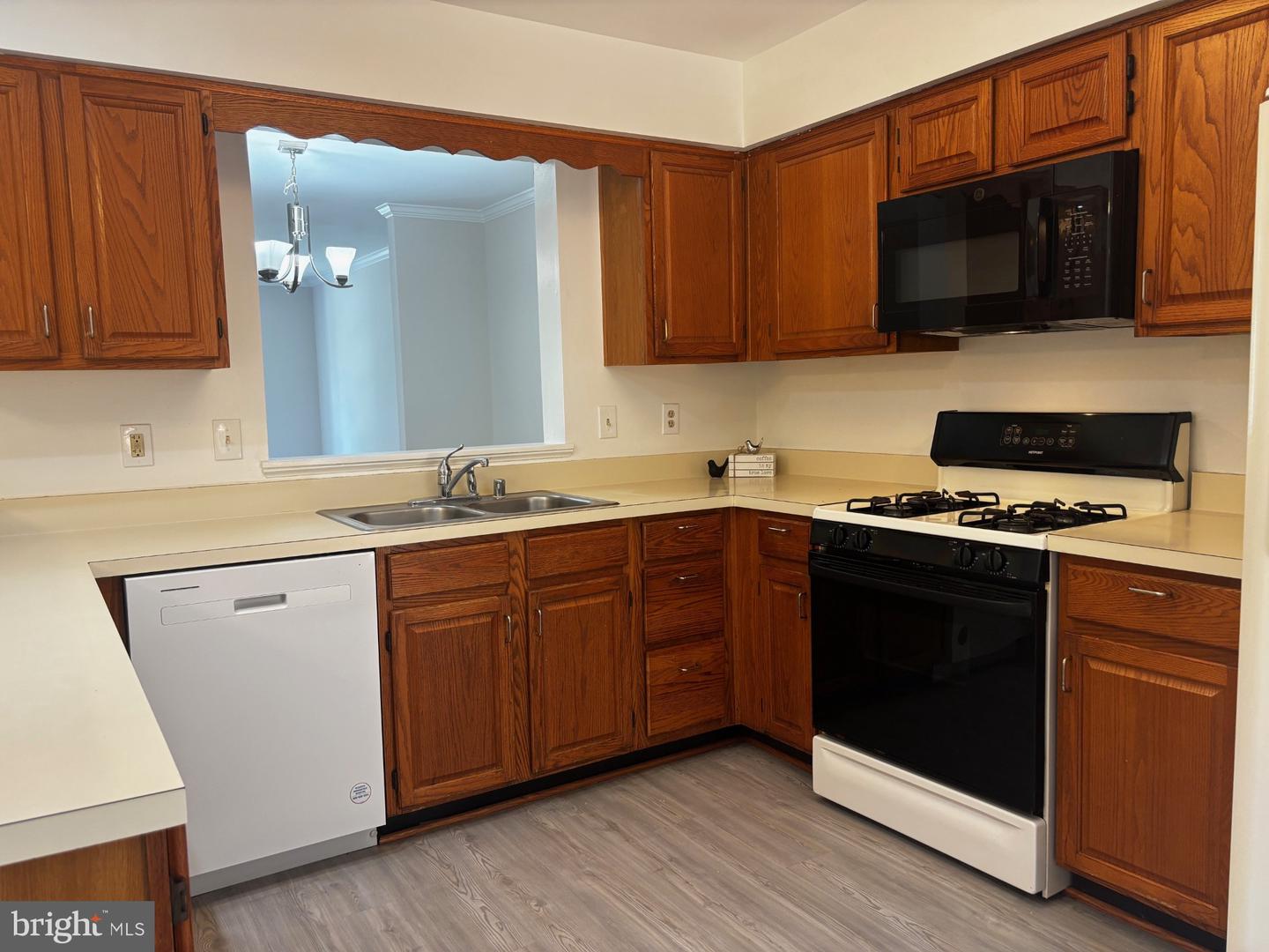 7930 BLUE GRAY CIR, MANASSAS, Virginia 20109, 3 Bedrooms Bedrooms, ,3 BathroomsBathrooms,Residential,For sale,7930 BLUE GRAY CIR,VAPW2095954 MLS # VAPW2095954