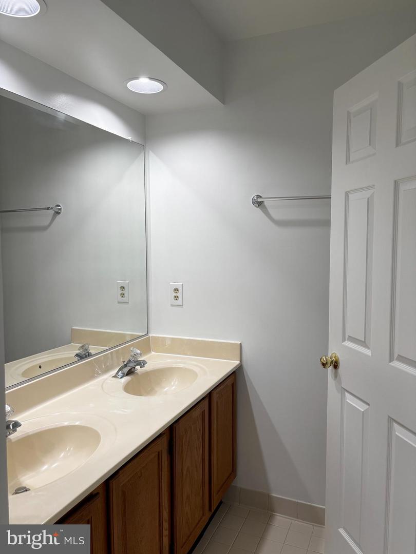 7930 BLUE GRAY CIR, MANASSAS, Virginia 20109, 3 Bedrooms Bedrooms, ,3 BathroomsBathrooms,Residential,For sale,7930 BLUE GRAY CIR,VAPW2095954 MLS # VAPW2095954