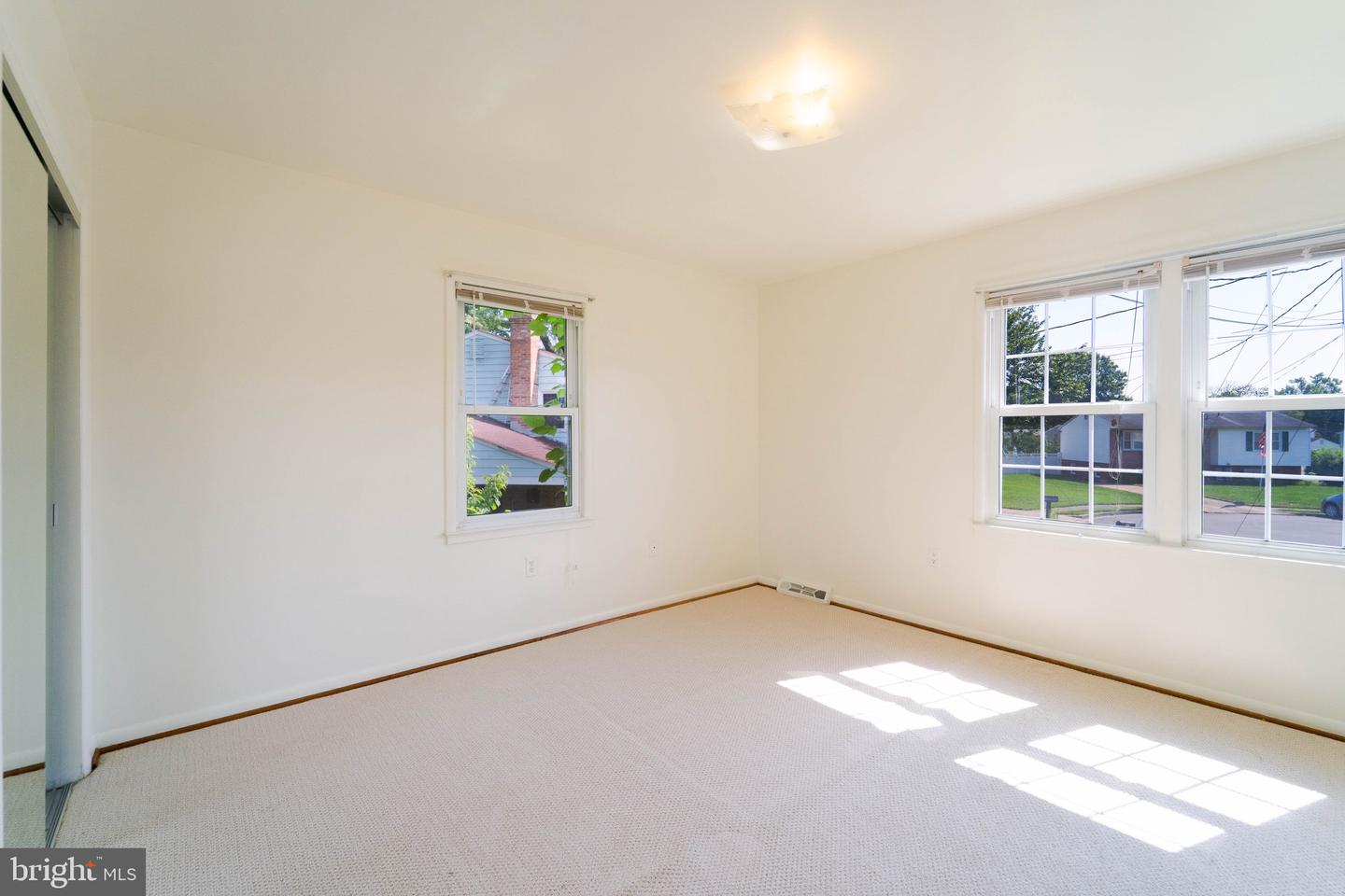 4153 BASSETT CT, DUMFRIES, Virginia 22026, 4 Bedrooms Bedrooms, ,2 BathroomsBathrooms,Residential,For sale,4153 BASSETT CT,VAPW2096640 MLS # VAPW2096640