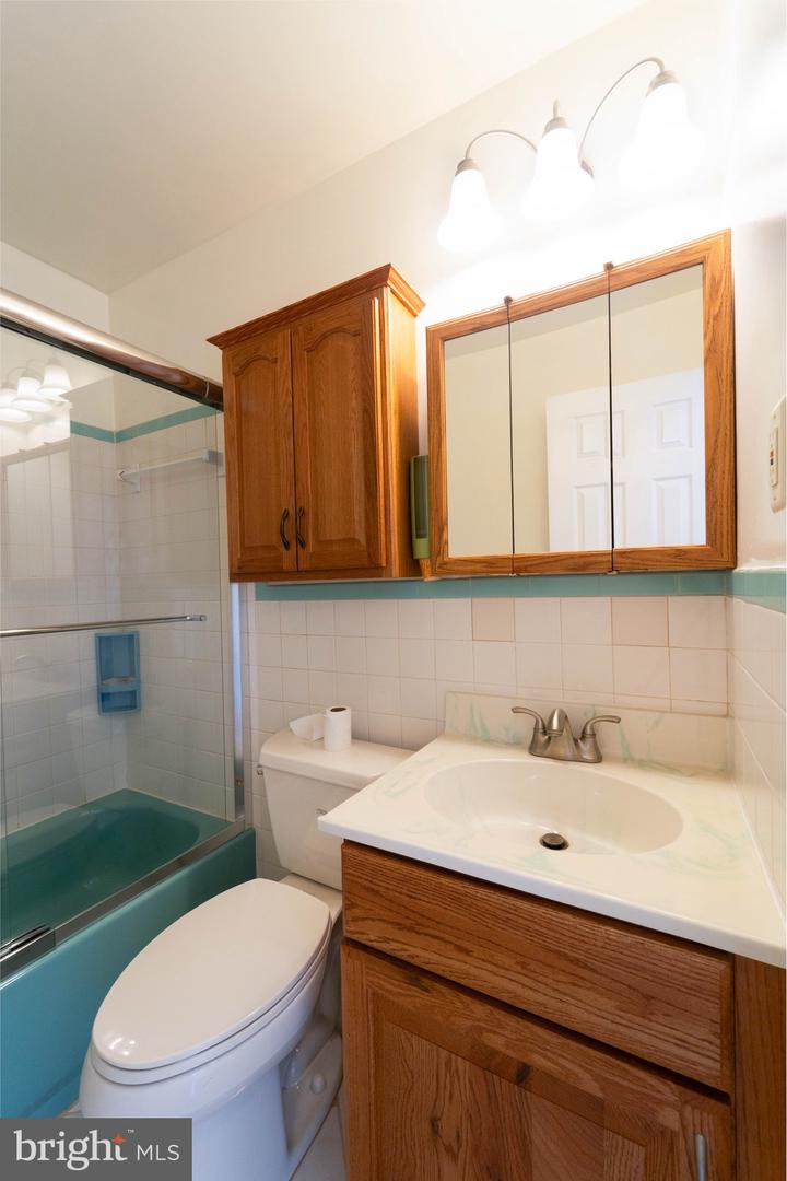 4153 BASSETT CT, DUMFRIES, Virginia 22026, 4 Bedrooms Bedrooms, ,2 BathroomsBathrooms,Residential,For sale,4153 BASSETT CT,VAPW2096640 MLS # VAPW2096640