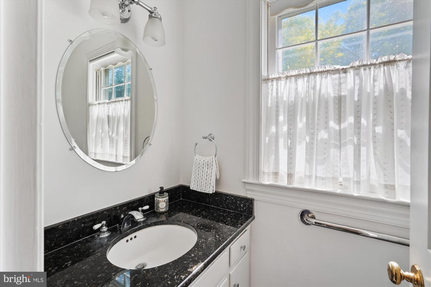 37054 ADAMS GREEN LN, MIDDLEBURG, Virginia 20117, 4 Bedrooms Bedrooms, ,2 BathroomsBathrooms,Residential,For sale,37054 ADAMS GREEN LN,VALO2099362 MLS # VALO2099362