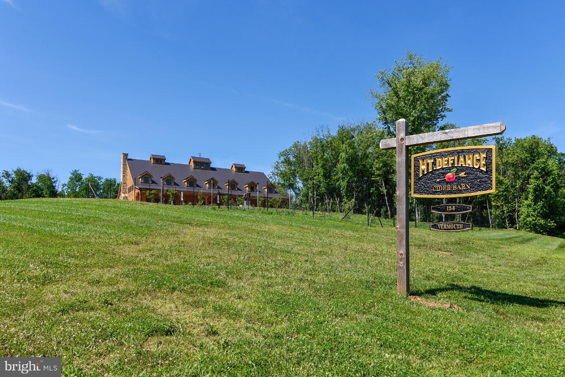 37054 ADAMS GREEN LN, MIDDLEBURG, Virginia 20117, 4 Bedrooms Bedrooms, ,2 BathroomsBathrooms,Residential,For sale,37054 ADAMS GREEN LN,VALO2099362 MLS # VALO2099362