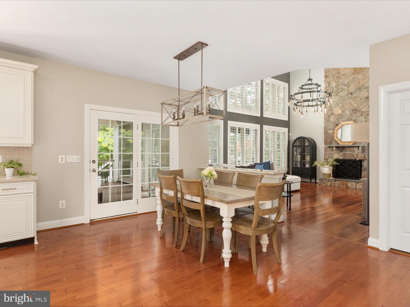 15047 MEDINAH CT, HAYMARKET, Virginia 20169, 5 Bedrooms Bedrooms, ,5 BathroomsBathrooms,Residential,For sale,15047 MEDINAH CT,VAPW2096966 MLS # VAPW2096966