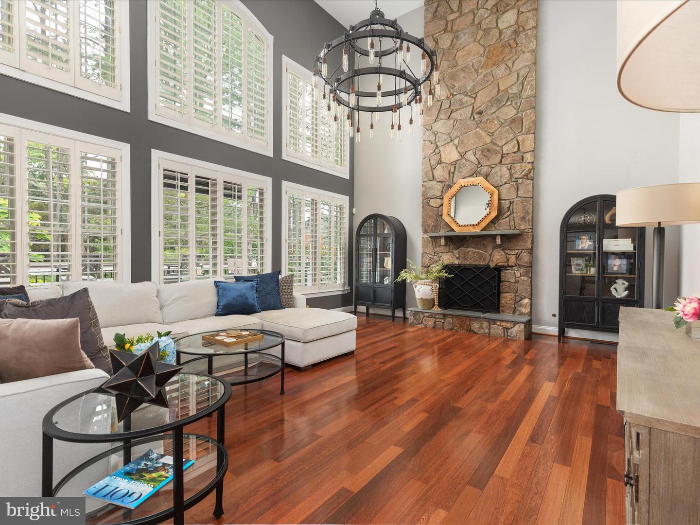 15047 MEDINAH CT, HAYMARKET, Virginia 20169, 5 Bedrooms Bedrooms, ,5 BathroomsBathrooms,Residential,For sale,15047 MEDINAH CT,VAPW2096966 MLS # VAPW2096966