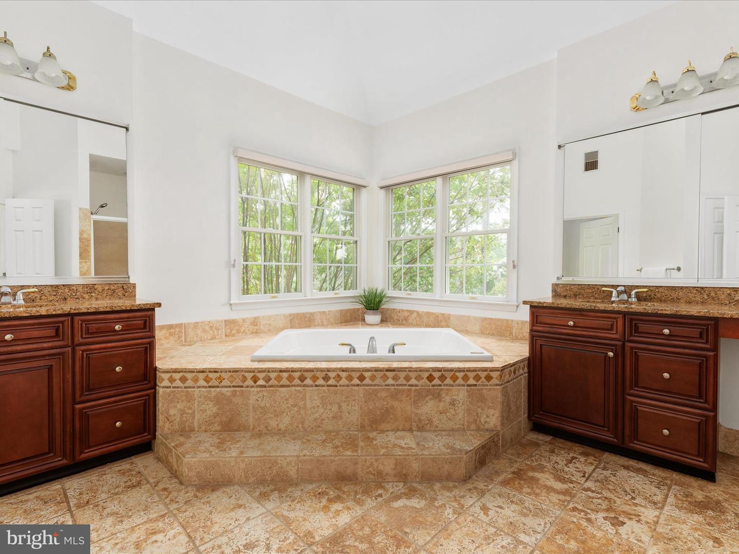 15047 MEDINAH CT, HAYMARKET, Virginia 20169, 5 Bedrooms Bedrooms, ,5 BathroomsBathrooms,Residential,For sale,15047 MEDINAH CT,VAPW2096966 MLS # VAPW2096966