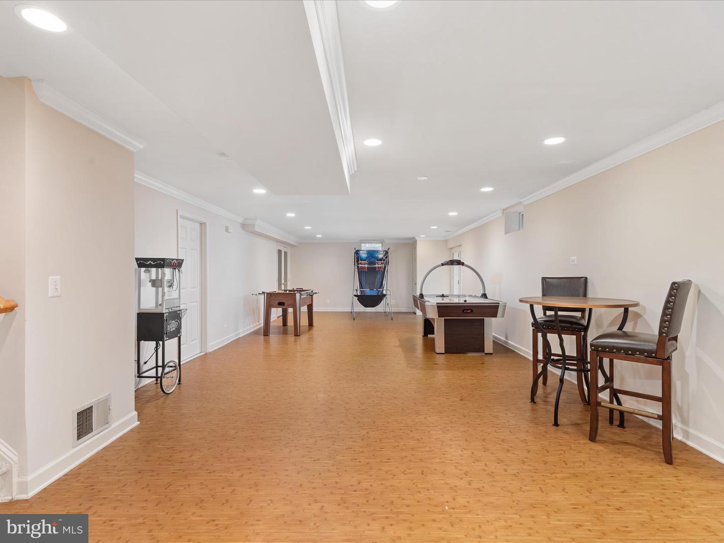 15047 MEDINAH CT, HAYMARKET, Virginia 20169, 5 Bedrooms Bedrooms, ,5 BathroomsBathrooms,Residential,For sale,15047 MEDINAH CT,VAPW2096966 MLS # VAPW2096966