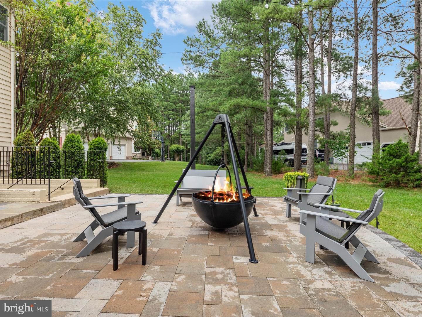 15047 MEDINAH CT, HAYMARKET, Virginia 20169, 5 Bedrooms Bedrooms, ,5 BathroomsBathrooms,Residential,For sale,15047 MEDINAH CT,VAPW2096966 MLS # VAPW2096966