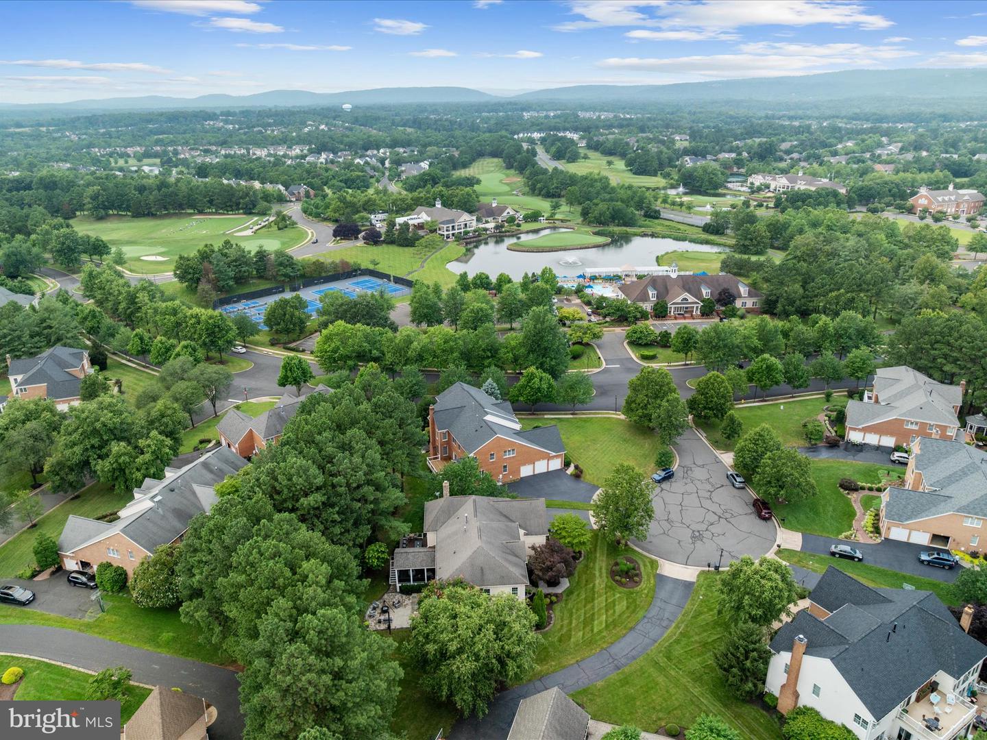 15047 MEDINAH CT, HAYMARKET, Virginia 20169, 5 Bedrooms Bedrooms, ,5 BathroomsBathrooms,Residential,For sale,15047 MEDINAH CT,VAPW2096966 MLS # VAPW2096966