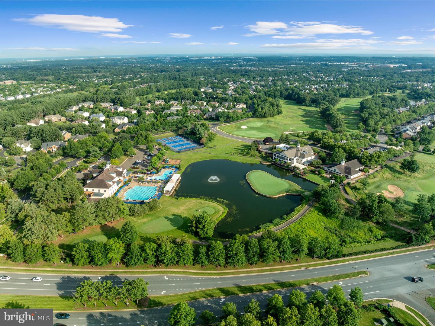 15047 MEDINAH CT, HAYMARKET, Virginia 20169, 5 Bedrooms Bedrooms, ,5 BathroomsBathrooms,Residential,For sale,15047 MEDINAH CT,VAPW2096966 MLS # VAPW2096966