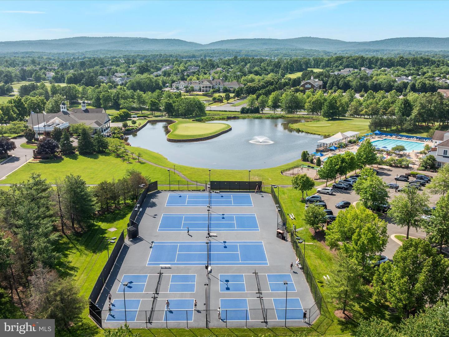 15047 MEDINAH CT, HAYMARKET, Virginia 20169, 5 Bedrooms Bedrooms, ,5 BathroomsBathrooms,Residential,For sale,15047 MEDINAH CT,VAPW2096966 MLS # VAPW2096966