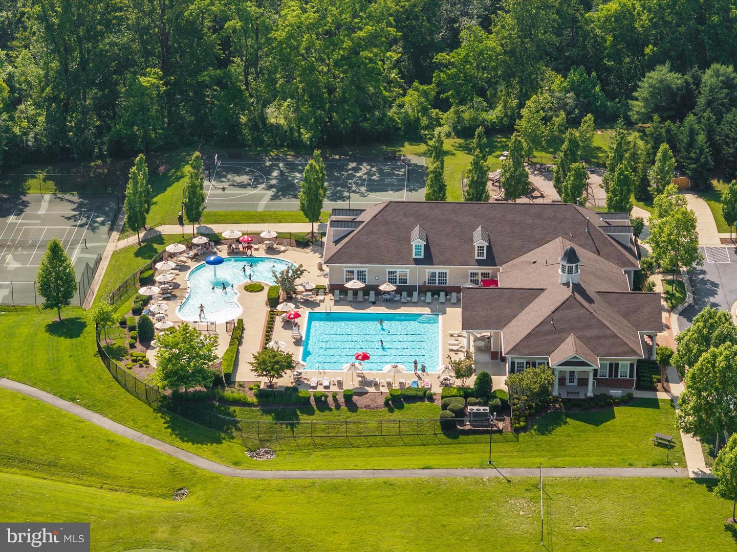 15047 MEDINAH CT, HAYMARKET, Virginia 20169, 5 Bedrooms Bedrooms, ,5 BathroomsBathrooms,Residential,For sale,15047 MEDINAH CT,VAPW2096966 MLS # VAPW2096966