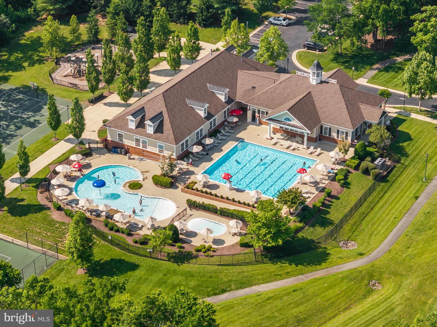 15047 MEDINAH CT, HAYMARKET, Virginia 20169, 5 Bedrooms Bedrooms, ,5 BathroomsBathrooms,Residential,For sale,15047 MEDINAH CT,VAPW2096966 MLS # VAPW2096966