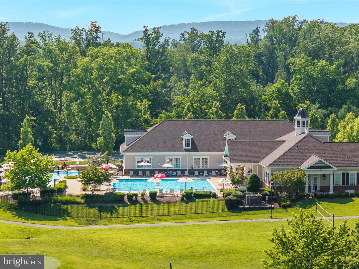 15047 MEDINAH CT, HAYMARKET, Virginia 20169, 5 Bedrooms Bedrooms, ,5 BathroomsBathrooms,Residential,For sale,15047 MEDINAH CT,VAPW2096966 MLS # VAPW2096966