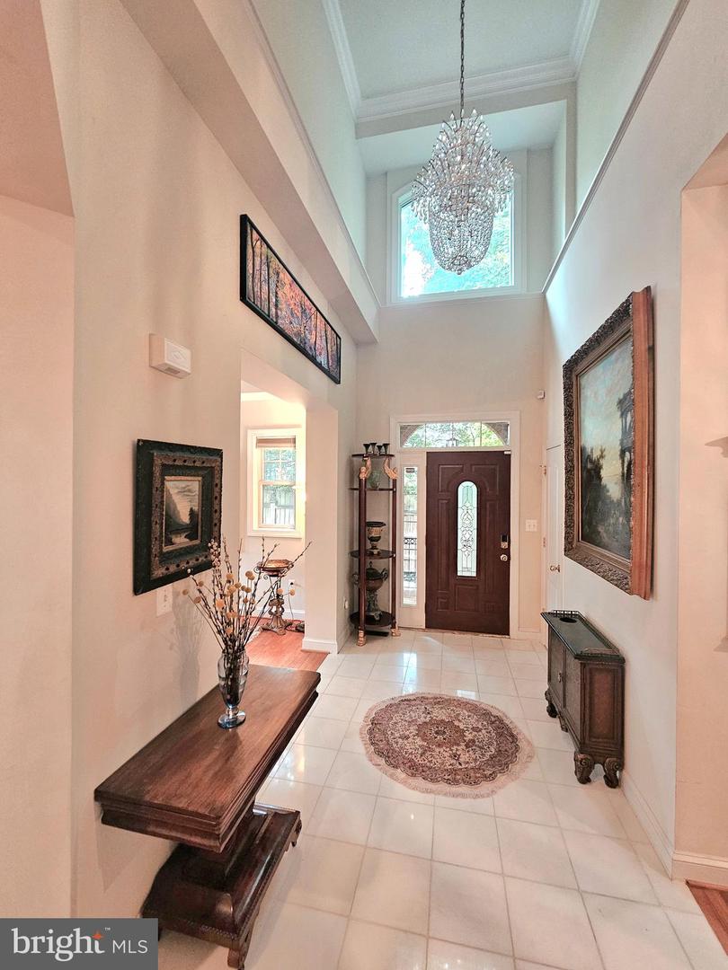 6941 PINE CREST AVE, MCLEAN, Virginia 22101, 5 Bedrooms Bedrooms, ,4 BathroomsBathrooms,Residential,For sale,6941 PINE CREST AVE,VAFX2247236 MLS # VAFX2247236