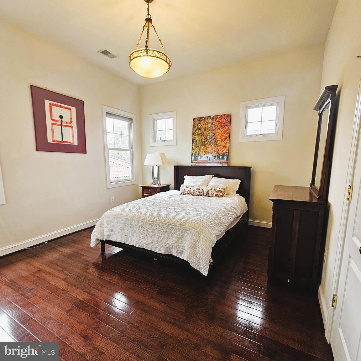 6941 PINE CREST AVE, MCLEAN, Virginia 22101, 5 Bedrooms Bedrooms, ,4 BathroomsBathrooms,Residential,For sale,6941 PINE CREST AVE,VAFX2247236 MLS # VAFX2247236