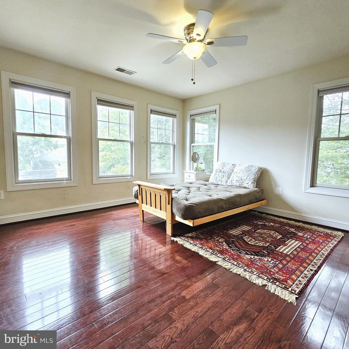 6941 PINE CREST AVE, MCLEAN, Virginia 22101, 5 Bedrooms Bedrooms, ,4 BathroomsBathrooms,Residential,For sale,6941 PINE CREST AVE,VAFX2247236 MLS # VAFX2247236