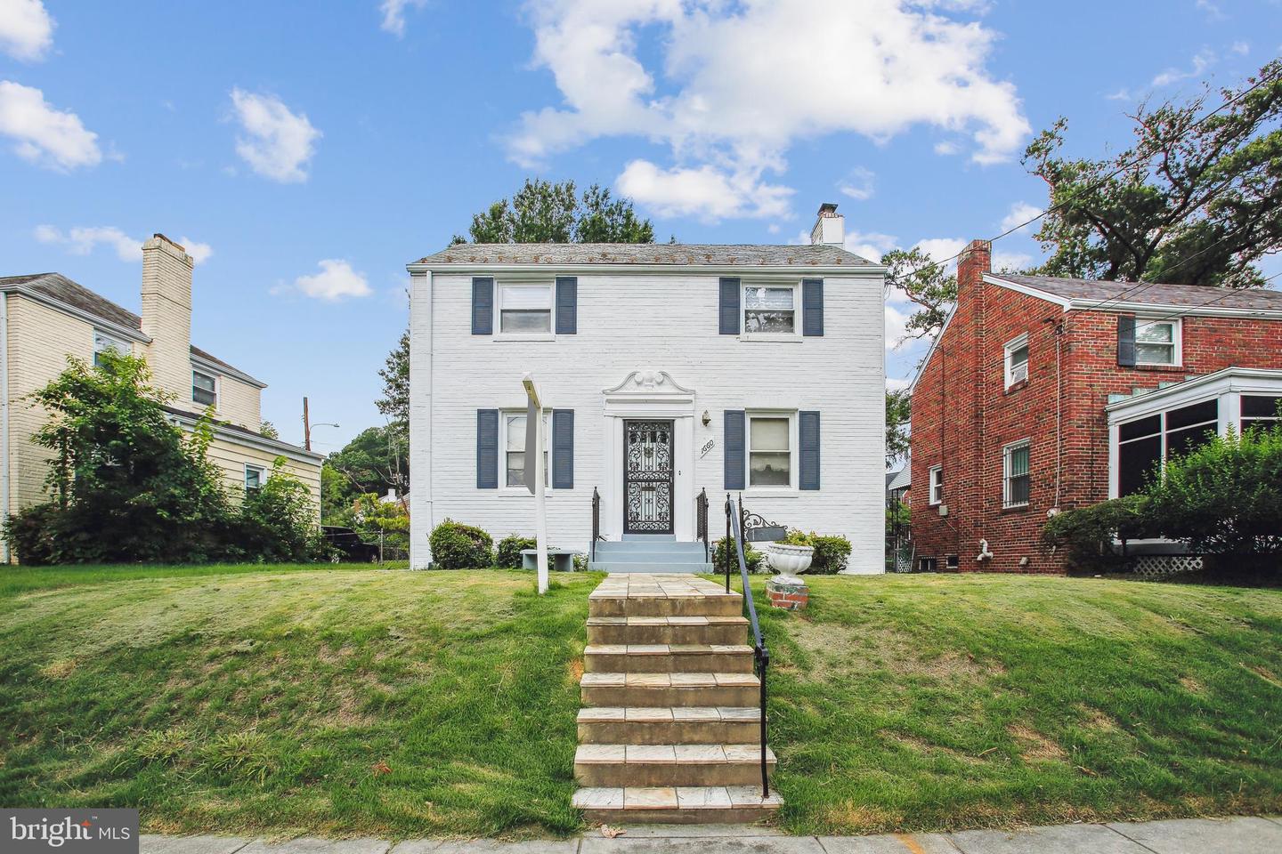 1660 MICHIGAN AVE NE, WASHINGTON, District Of Columbia 20017, 3 Bedrooms Bedrooms, ,1 BathroomBathrooms,Residential,For sale,1660 MICHIGAN AVE NE,DCDC2166852 MLS # DCDC2166852