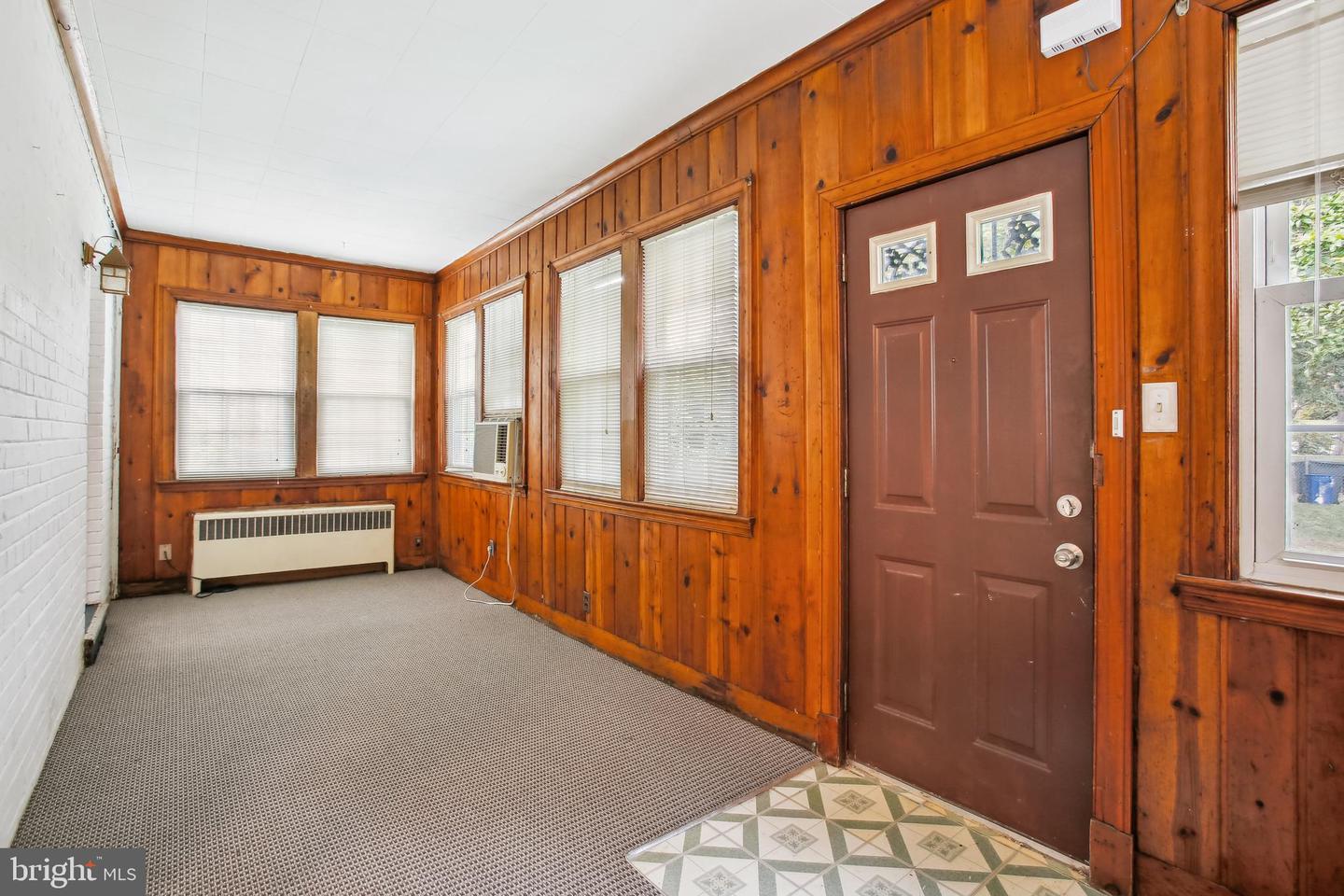 1660 MICHIGAN AVE NE, WASHINGTON, District Of Columbia 20017, 3 Bedrooms Bedrooms, ,1 BathroomBathrooms,Residential,For sale,1660 MICHIGAN AVE NE,DCDC2166852 MLS # DCDC2166852