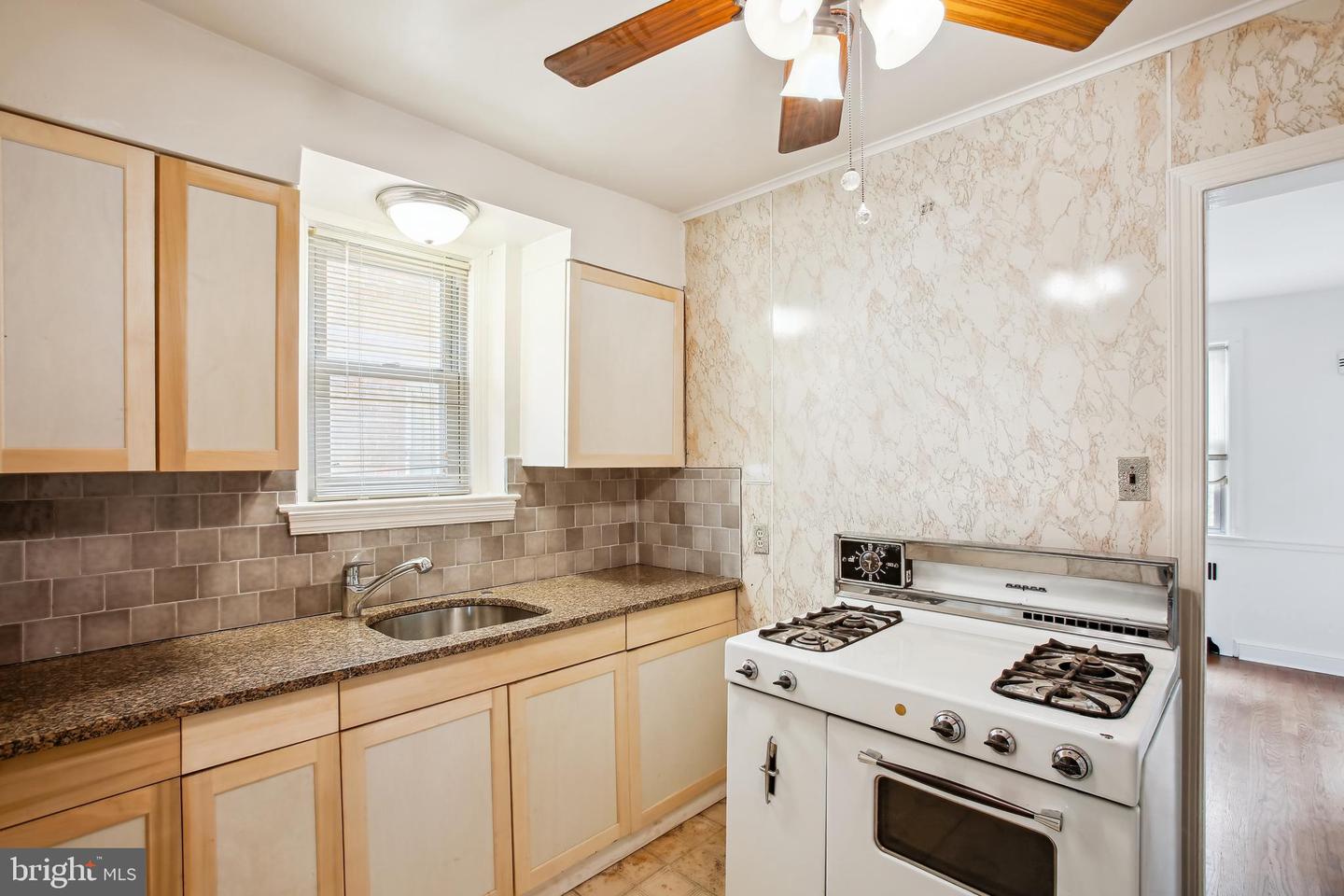 1660 MICHIGAN AVE NE, WASHINGTON, District Of Columbia 20017, 3 Bedrooms Bedrooms, ,1 BathroomBathrooms,Residential,For sale,1660 MICHIGAN AVE NE,DCDC2166852 MLS # DCDC2166852