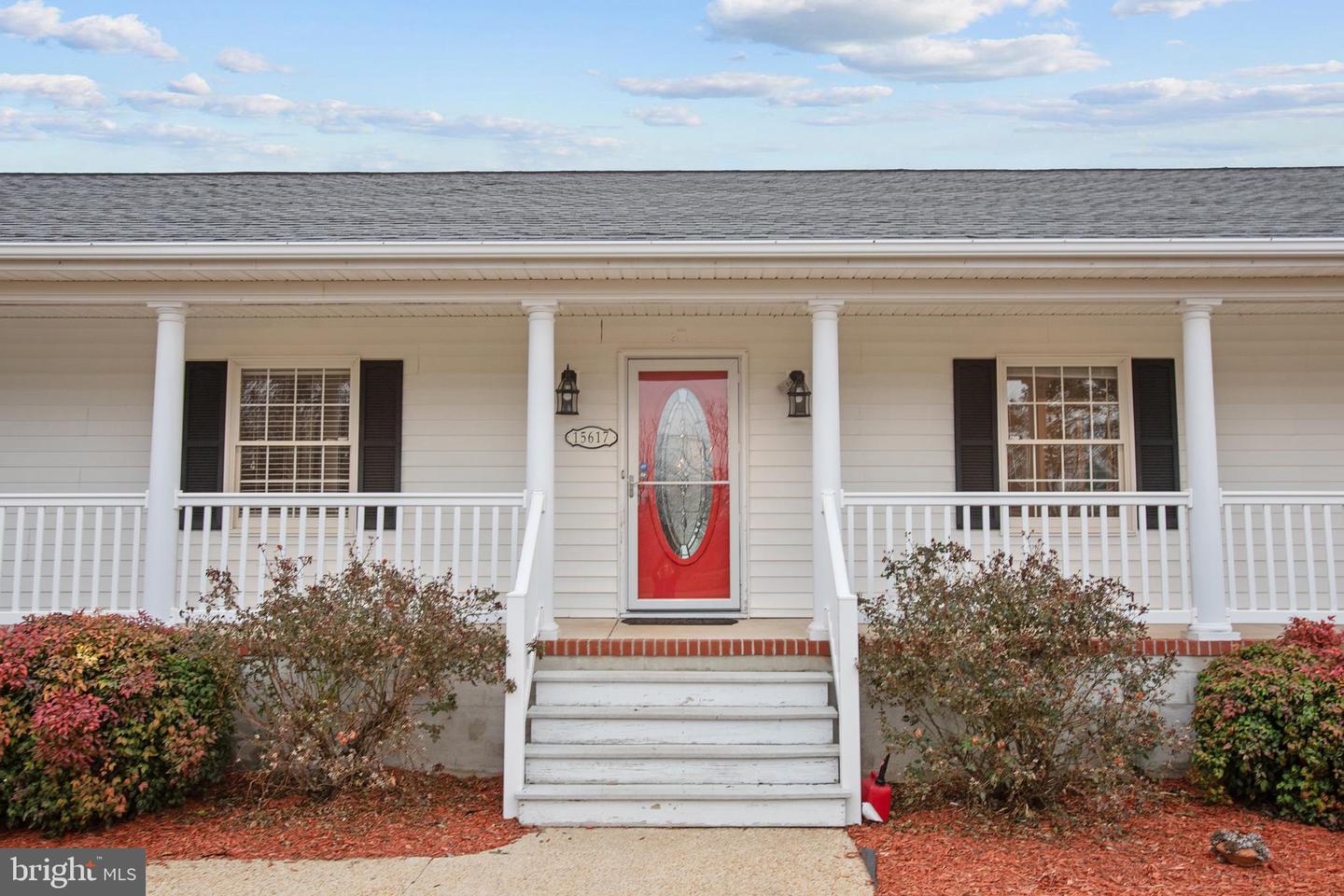 15617 MOCKINGBIRD LN, KING GEORGE, Virginia 22485, 5 Bedrooms Bedrooms, ,3 BathroomsBathrooms,Residential,For sale,15617 MOCKINGBIRD LN,VAKG2005776 MLS # VAKG2005776