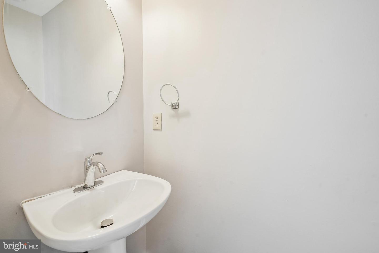 15062 ARDMORE LOOP, WOODBRIDGE, Virginia 22193, 3 Bedrooms Bedrooms, ,3 BathroomsBathrooms,Residential,For sale,15062 ARDMORE LOOP,VAPW2087830 MLS # VAPW2087830