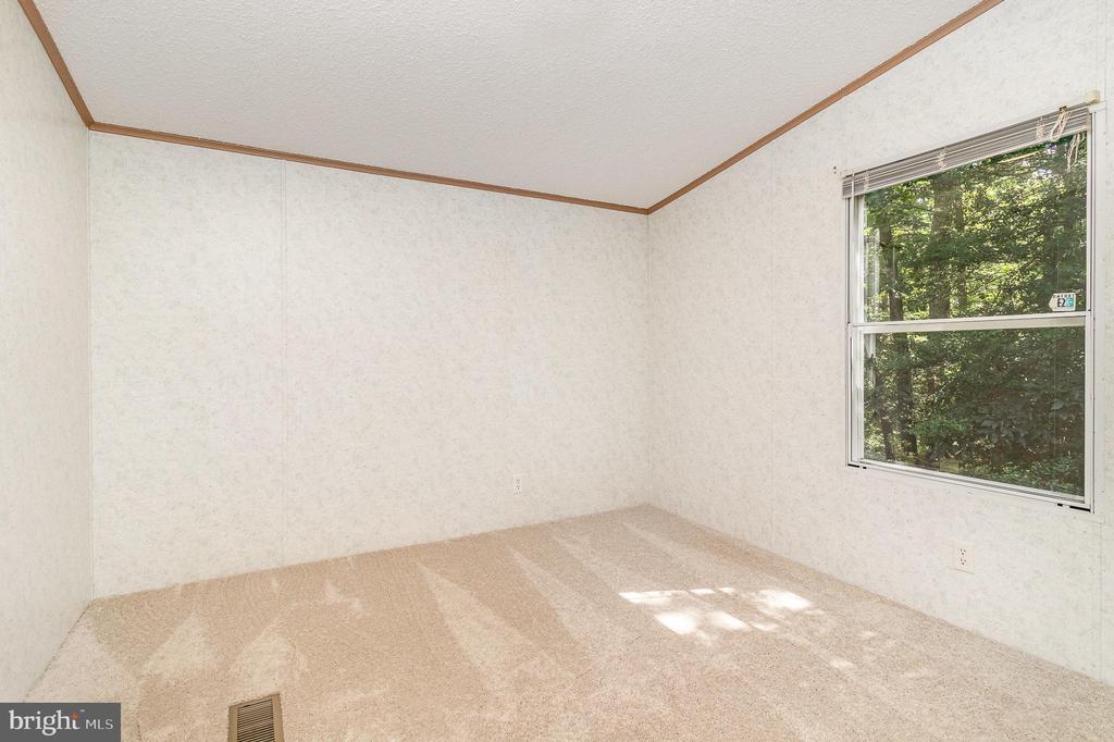 6437 SUNSET RD, SPOTSYLVANIA, Virginia 22551, 3 Bedrooms Bedrooms, ,2 BathroomsBathrooms,Residential,6437 SUNSET RD,VASP2034610 MLS # VASP2034610