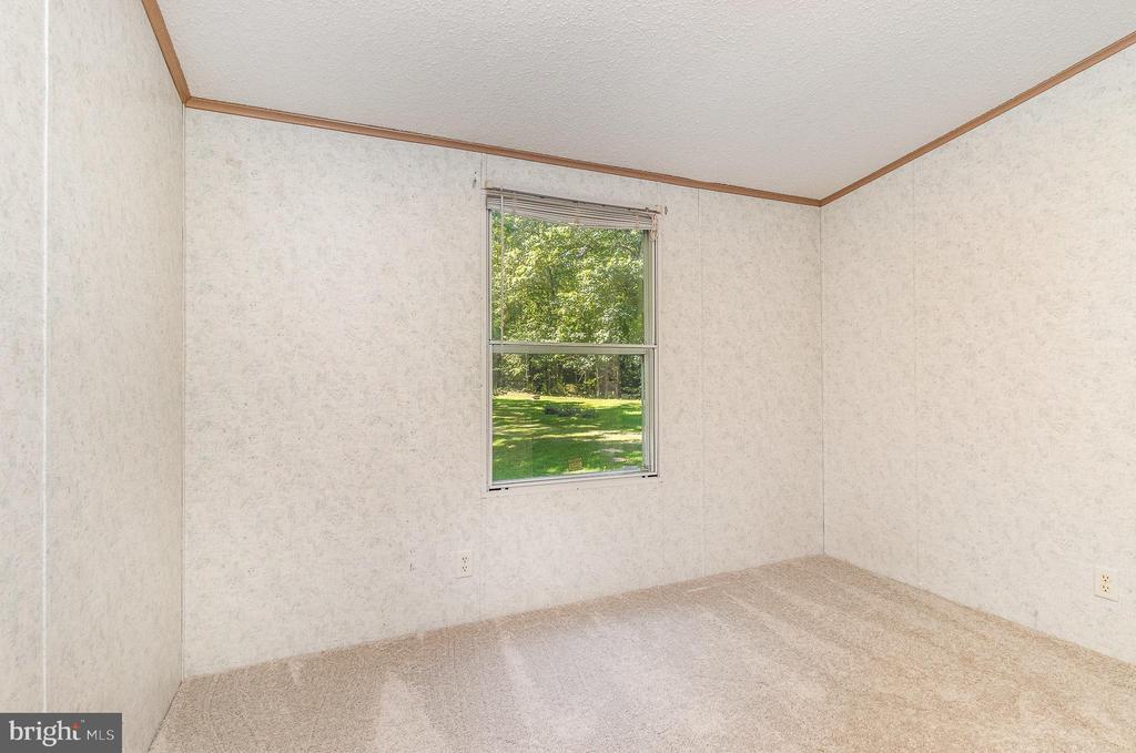6437 SUNSET RD, SPOTSYLVANIA, Virginia 22551, 3 Bedrooms Bedrooms, ,2 BathroomsBathrooms,Residential,6437 SUNSET RD,VASP2034610 MLS # VASP2034610