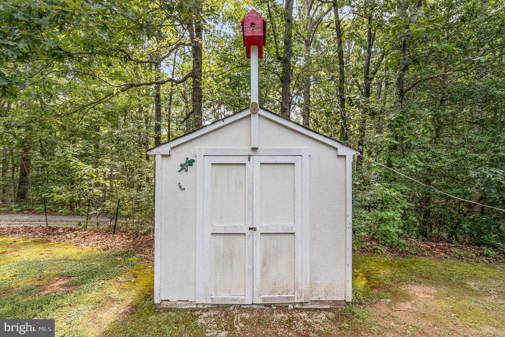 6437 SUNSET RD, SPOTSYLVANIA, Virginia 22551, 3 Bedrooms Bedrooms, ,2 BathroomsBathrooms,Residential,6437 SUNSET RD,VASP2034610 MLS # VASP2034610