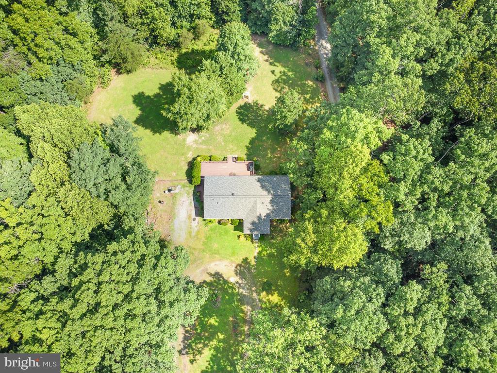 6437 SUNSET RD, SPOTSYLVANIA, Virginia 22551, 3 Bedrooms Bedrooms, ,2 BathroomsBathrooms,Residential,6437 SUNSET RD,VASP2034610 MLS # VASP2034610