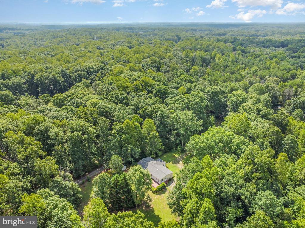 6437 SUNSET RD, SPOTSYLVANIA, Virginia 22551, 3 Bedrooms Bedrooms, ,2 BathroomsBathrooms,Residential,6437 SUNSET RD,VASP2034610 MLS # VASP2034610