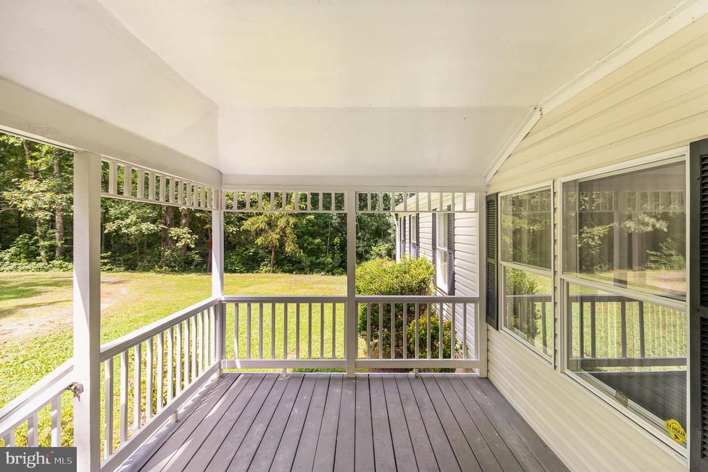 6437 SUNSET RD, SPOTSYLVANIA, Virginia 22551, 3 Bedrooms Bedrooms, ,2 BathroomsBathrooms,Residential,6437 SUNSET RD,VASP2034610 MLS # VASP2034610