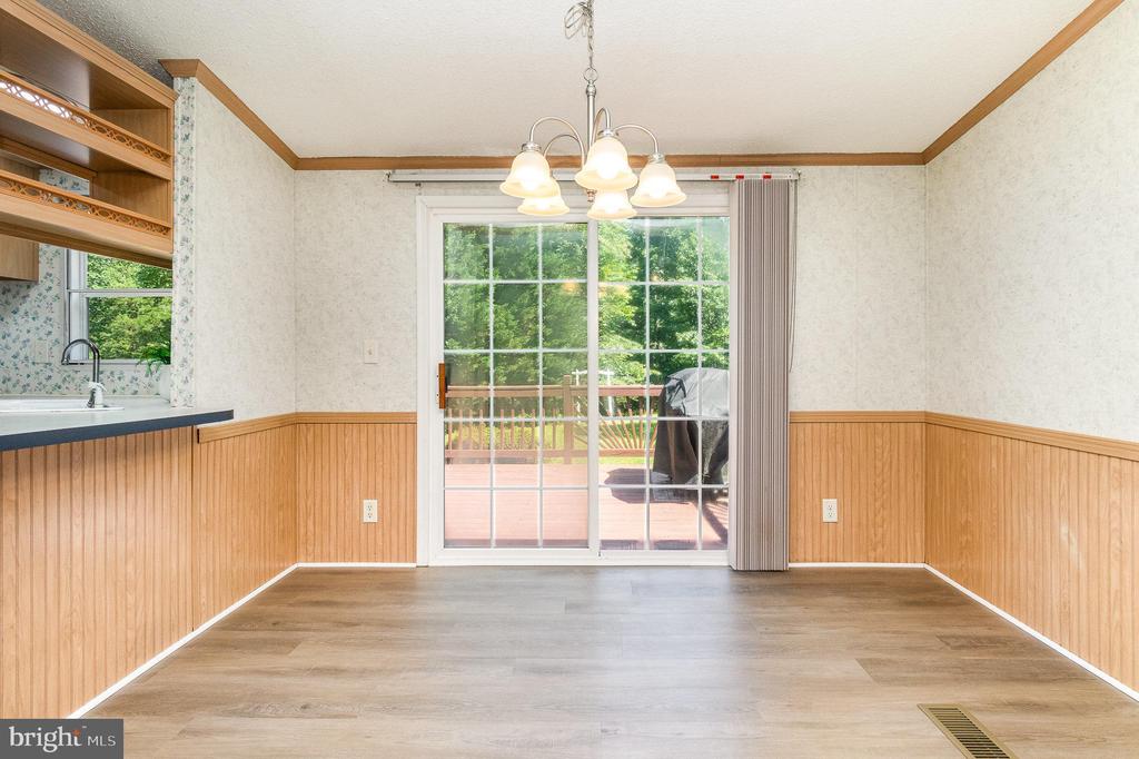 6437 SUNSET RD, SPOTSYLVANIA, Virginia 22551, 3 Bedrooms Bedrooms, ,2 BathroomsBathrooms,Residential,6437 SUNSET RD,VASP2034610 MLS # VASP2034610