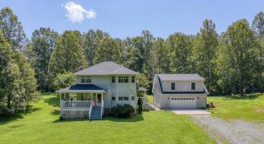 5575 JEFFERSONTON RD, JEFFERSONTON, Virginia 22724, 3 Bedrooms Bedrooms, ,3 BathroomsBathrooms,Residential,5575 JEFFERSONTON RD,VACU2011002 MLS # VACU2011002
