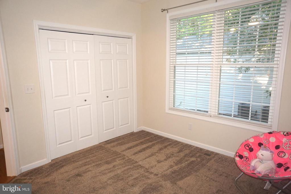 303 STRATFORD CIR, LOCUST GROVE, Virginia 22508, 3 Bedrooms Bedrooms, ,2 BathroomsBathrooms,Residential,LAKE OF THE WOODS ASSOC,303 STRATFORD CIR,VAOR2010196 MLS # VAOR2010196