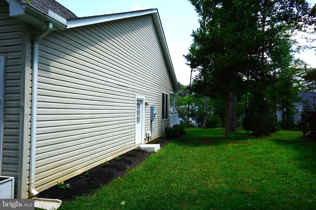 303 STRATFORD CIR, LOCUST GROVE, Virginia 22508, 3 Bedrooms Bedrooms, ,2 BathroomsBathrooms,Residential,LAKE OF THE WOODS ASSOC,303 STRATFORD CIR,VAOR2010196 MLS # VAOR2010196