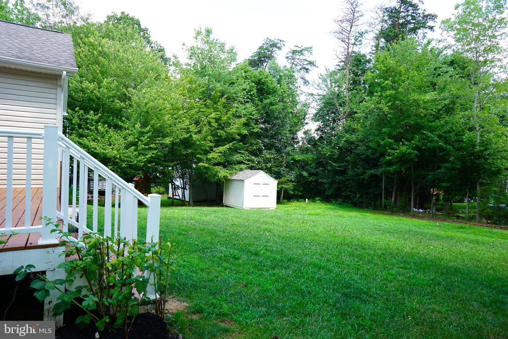 303 STRATFORD CIR, LOCUST GROVE, Virginia 22508, 3 Bedrooms Bedrooms, ,2 BathroomsBathrooms,Residential,LAKE OF THE WOODS ASSOC,303 STRATFORD CIR,VAOR2010196 MLS # VAOR2010196