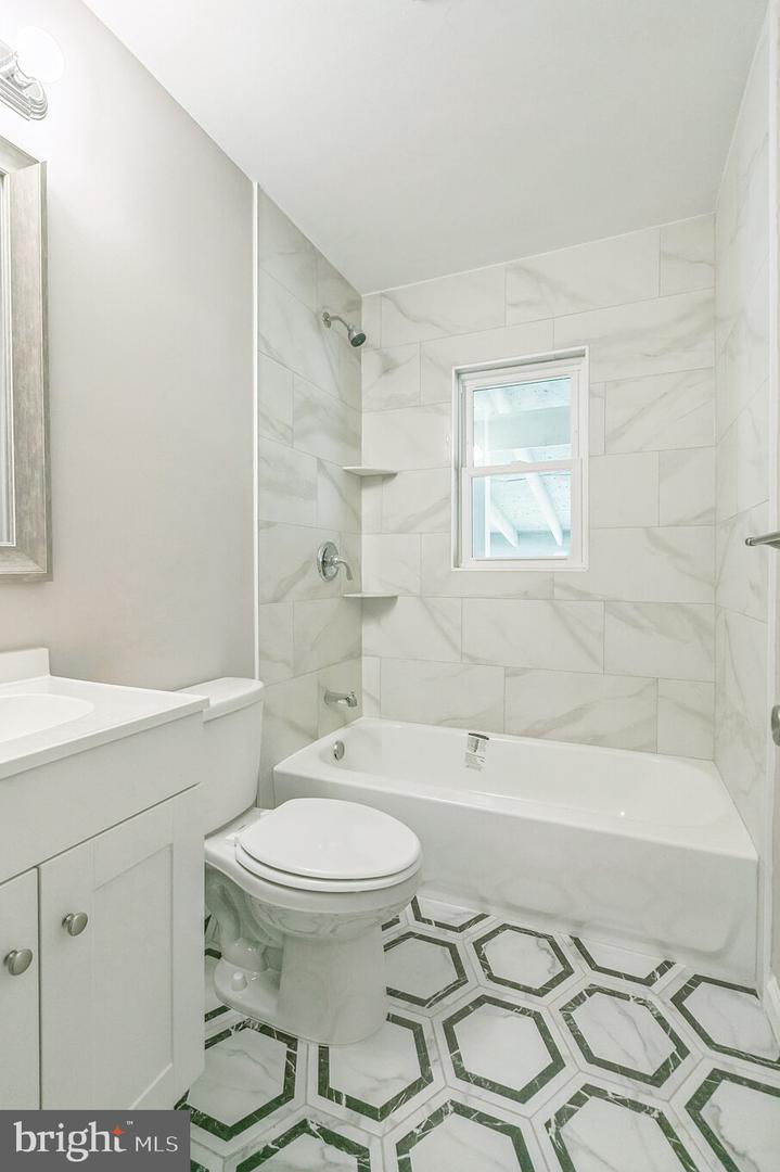 8902 SYLVANIA ST, LORTON, Virginia 22079, 4 Bedrooms Bedrooms, ,2 BathroomsBathrooms,Residential,For sale,8902 SYLVANIA ST,VAFX2234794 MLS # VAFX2234794