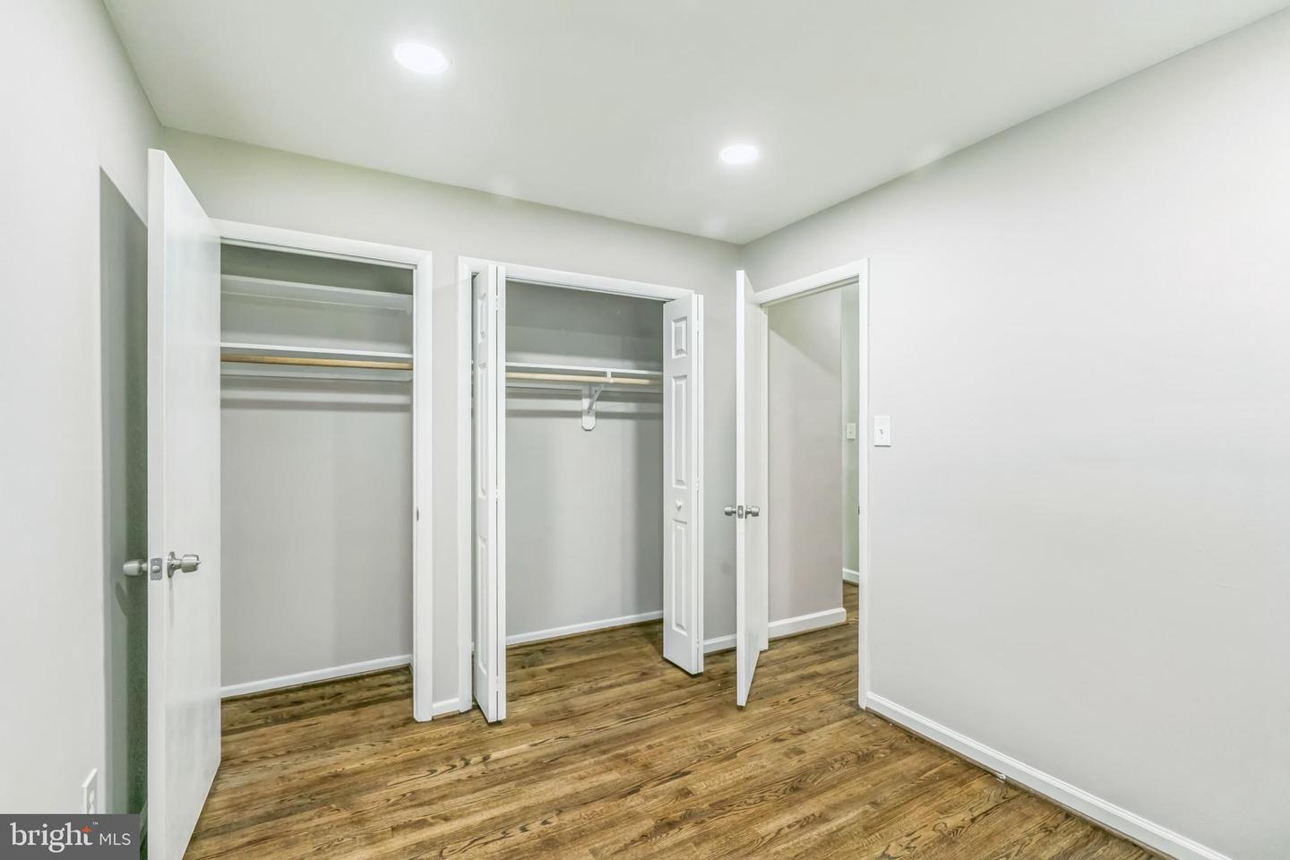 8902 SYLVANIA ST, LORTON, Virginia 22079, 4 Bedrooms Bedrooms, ,2 BathroomsBathrooms,Residential,For sale,8902 SYLVANIA ST,VAFX2234794 MLS # VAFX2234794