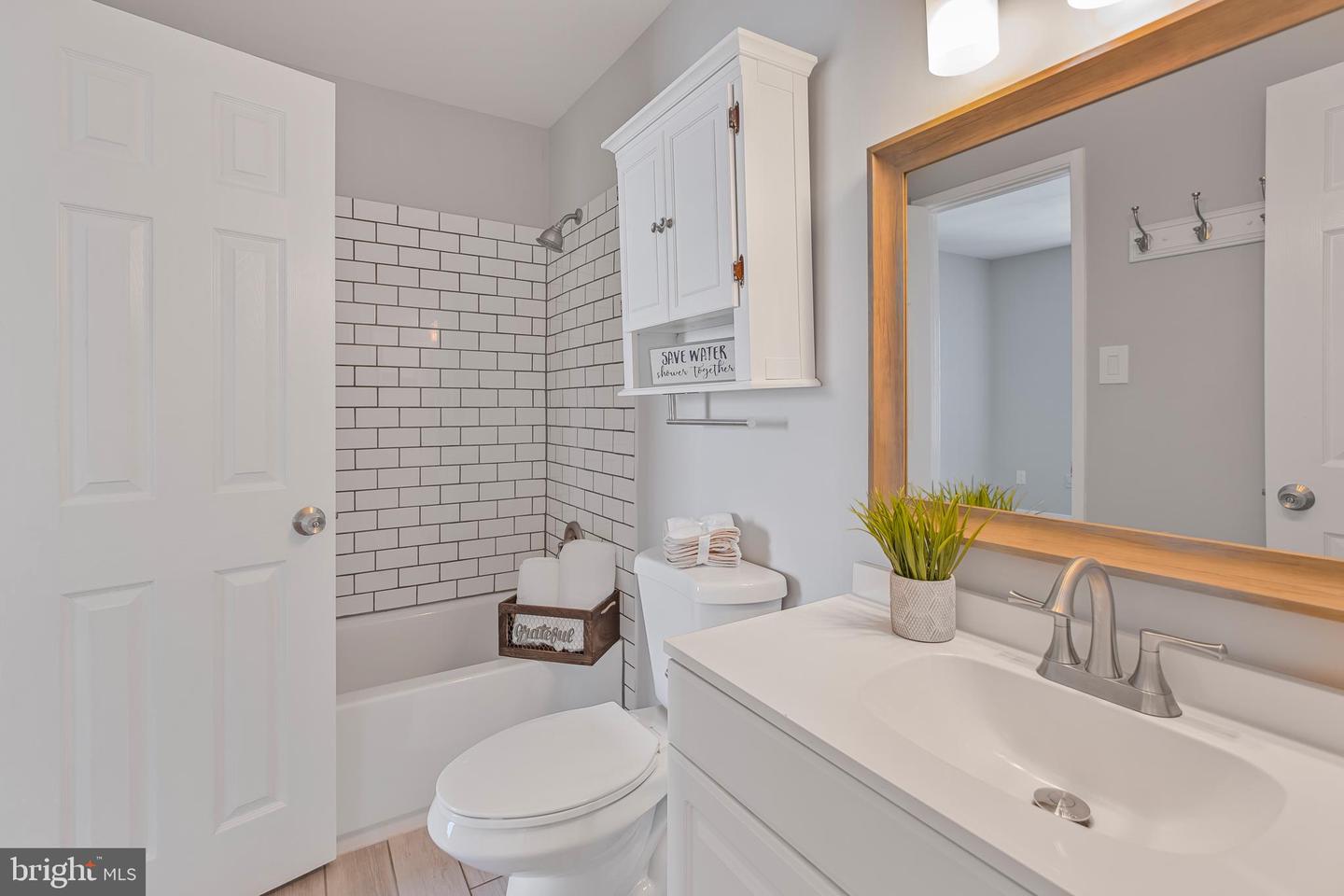 10310 BRIDGETOWN PL #56, BURKE, Virginia 22015, 2 Bedrooms Bedrooms, ,2 BathroomsBathrooms,Residential,For sale,10310 BRIDGETOWN PL #56,VAFX2235130 MLS # VAFX2235130