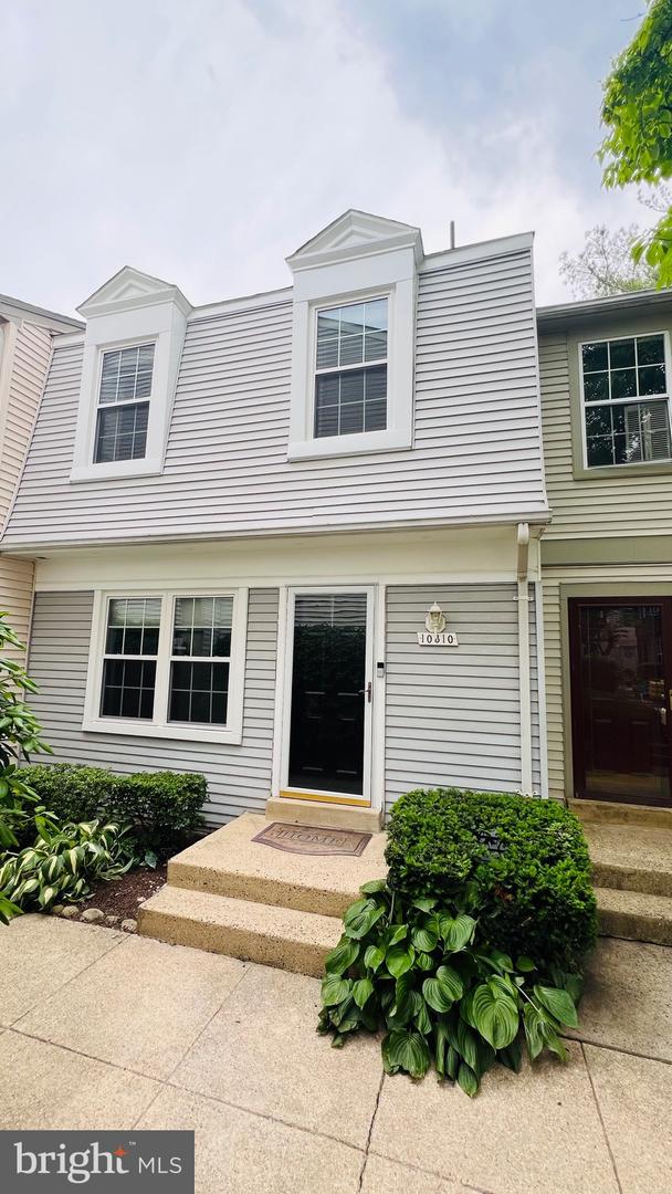 10310 BRIDGETOWN PL #56, BURKE, Virginia 22015, 2 Bedrooms Bedrooms, ,2 BathroomsBathrooms,Residential,For sale,10310 BRIDGETOWN PL #56,VAFX2235130 MLS # VAFX2235130
