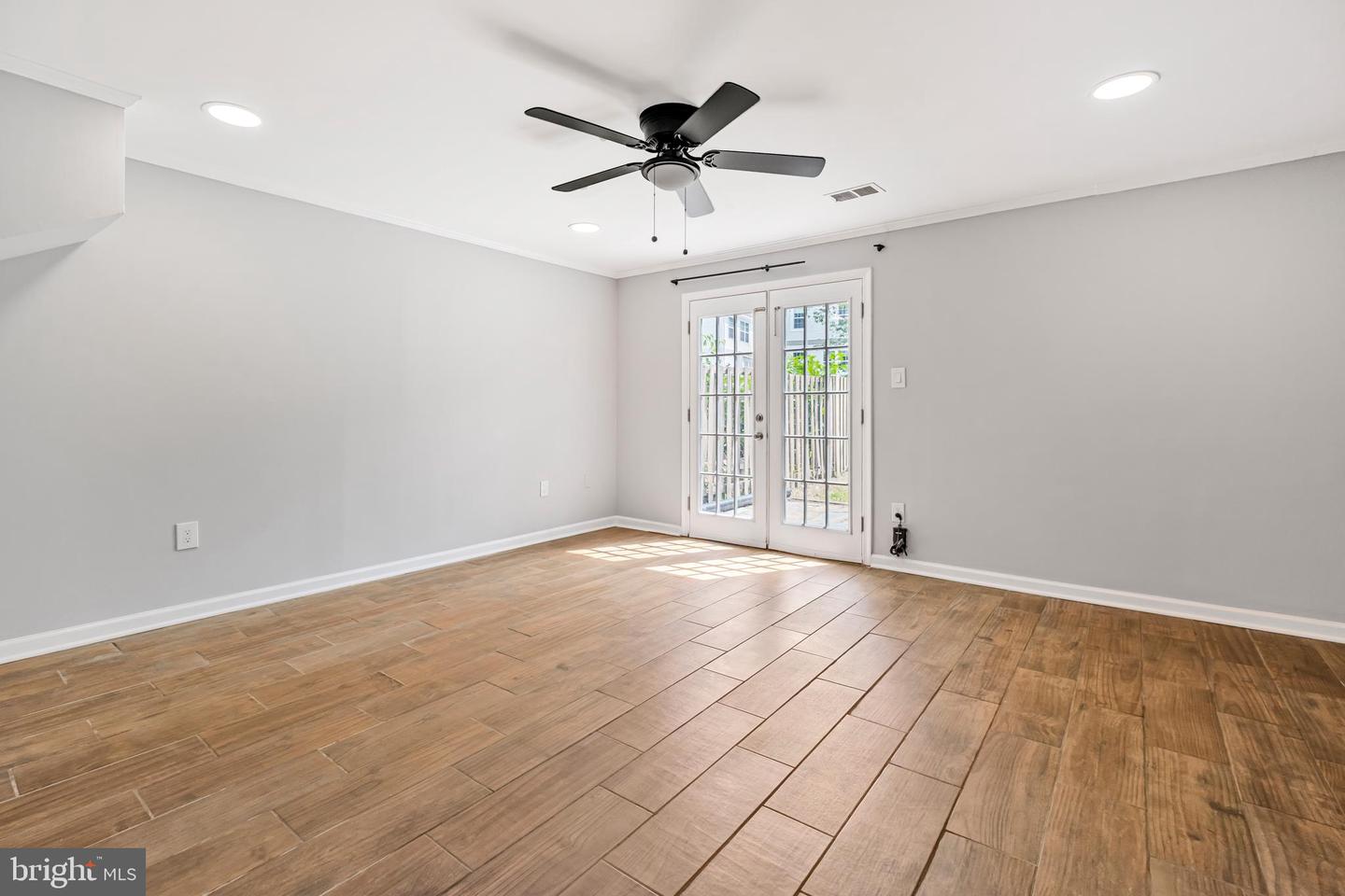 10310 BRIDGETOWN PL #56, BURKE, Virginia 22015, 2 Bedrooms Bedrooms, ,2 BathroomsBathrooms,Residential,For sale,10310 BRIDGETOWN PL #56,VAFX2235130 MLS # VAFX2235130