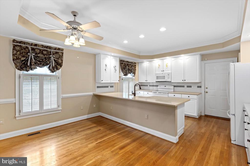 3905 CORBIN HALL LN, FREDERICKSBURG, Virginia 22408, 3 Bedrooms Bedrooms, ,2 BathroomsBathrooms,Residential,3905 CORBIN HALL LN,VASP2034550 MLS # VASP2034550