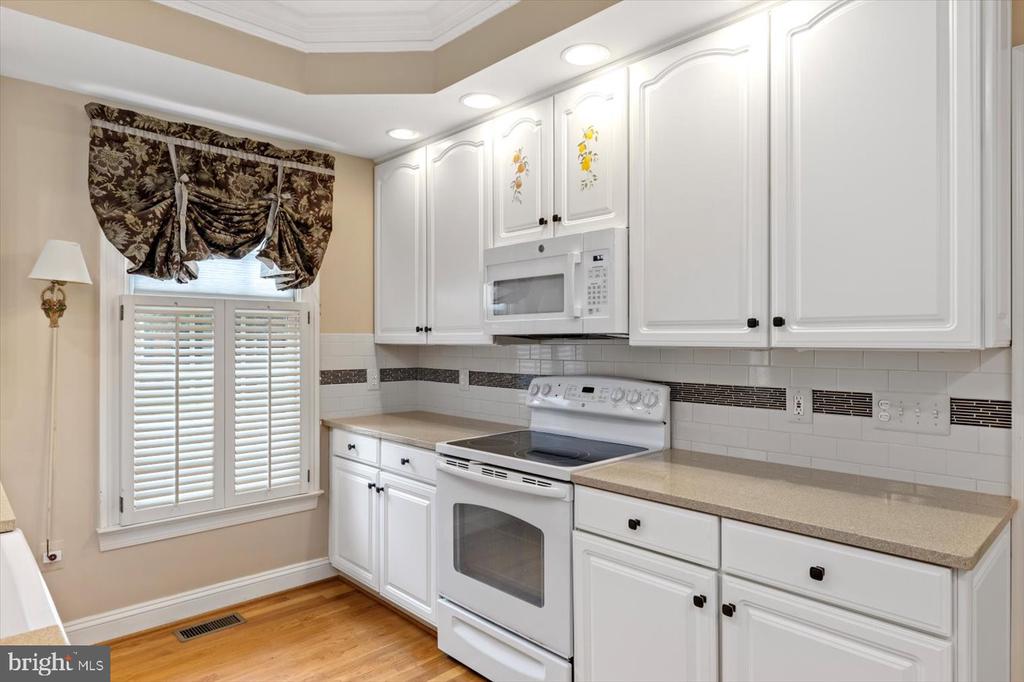 3905 CORBIN HALL LN, FREDERICKSBURG, Virginia 22408, 3 Bedrooms Bedrooms, ,2 BathroomsBathrooms,Residential,3905 CORBIN HALL LN,VASP2034550 MLS # VASP2034550