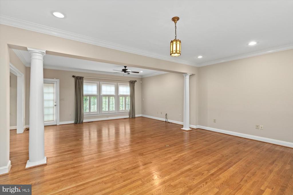 3905 CORBIN HALL LN, FREDERICKSBURG, Virginia 22408, 3 Bedrooms Bedrooms, ,2 BathroomsBathrooms,Residential,3905 CORBIN HALL LN,VASP2034550 MLS # VASP2034550