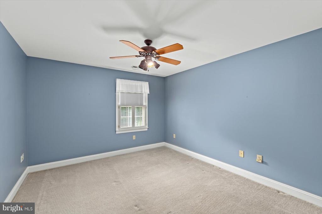 3905 CORBIN HALL LN, FREDERICKSBURG, Virginia 22408, 3 Bedrooms Bedrooms, ,2 BathroomsBathrooms,Residential,3905 CORBIN HALL LN,VASP2034550 MLS # VASP2034550