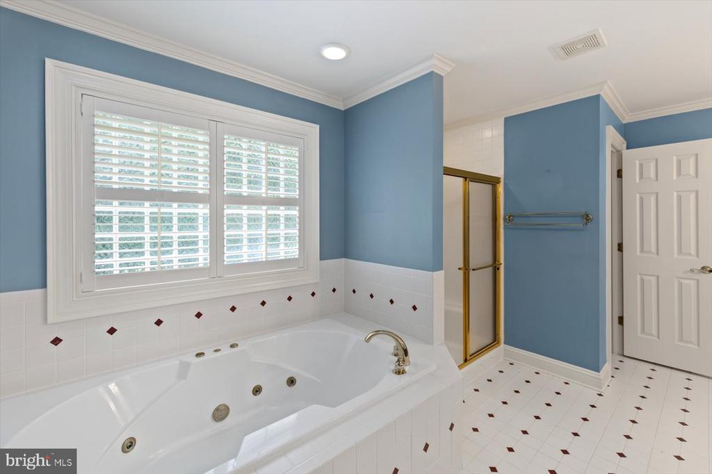 3905 CORBIN HALL LN, FREDERICKSBURG, Virginia 22408, 3 Bedrooms Bedrooms, ,2 BathroomsBathrooms,Residential,3905 CORBIN HALL LN,VASP2034550 MLS # VASP2034550