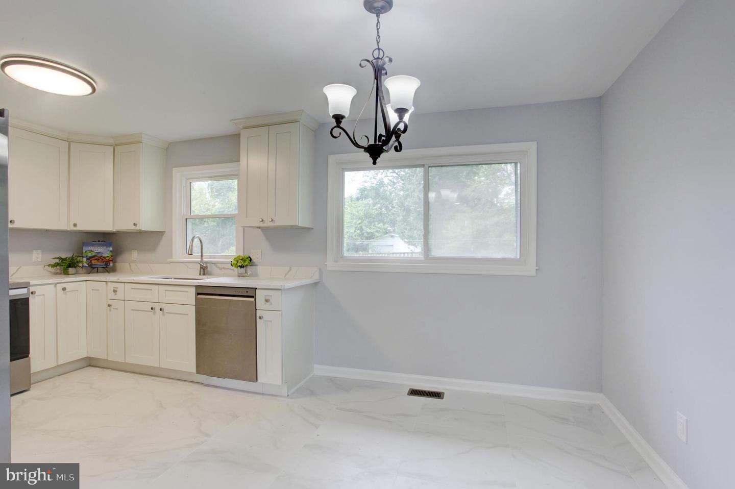 3206 AYERS DR, ALEXANDRIA, Virginia 22309, 3 Bedrooms Bedrooms, ,2 BathroomsBathrooms,Residential,For sale,3206 AYERS DR,VAFX2239022 MLS # VAFX2239022