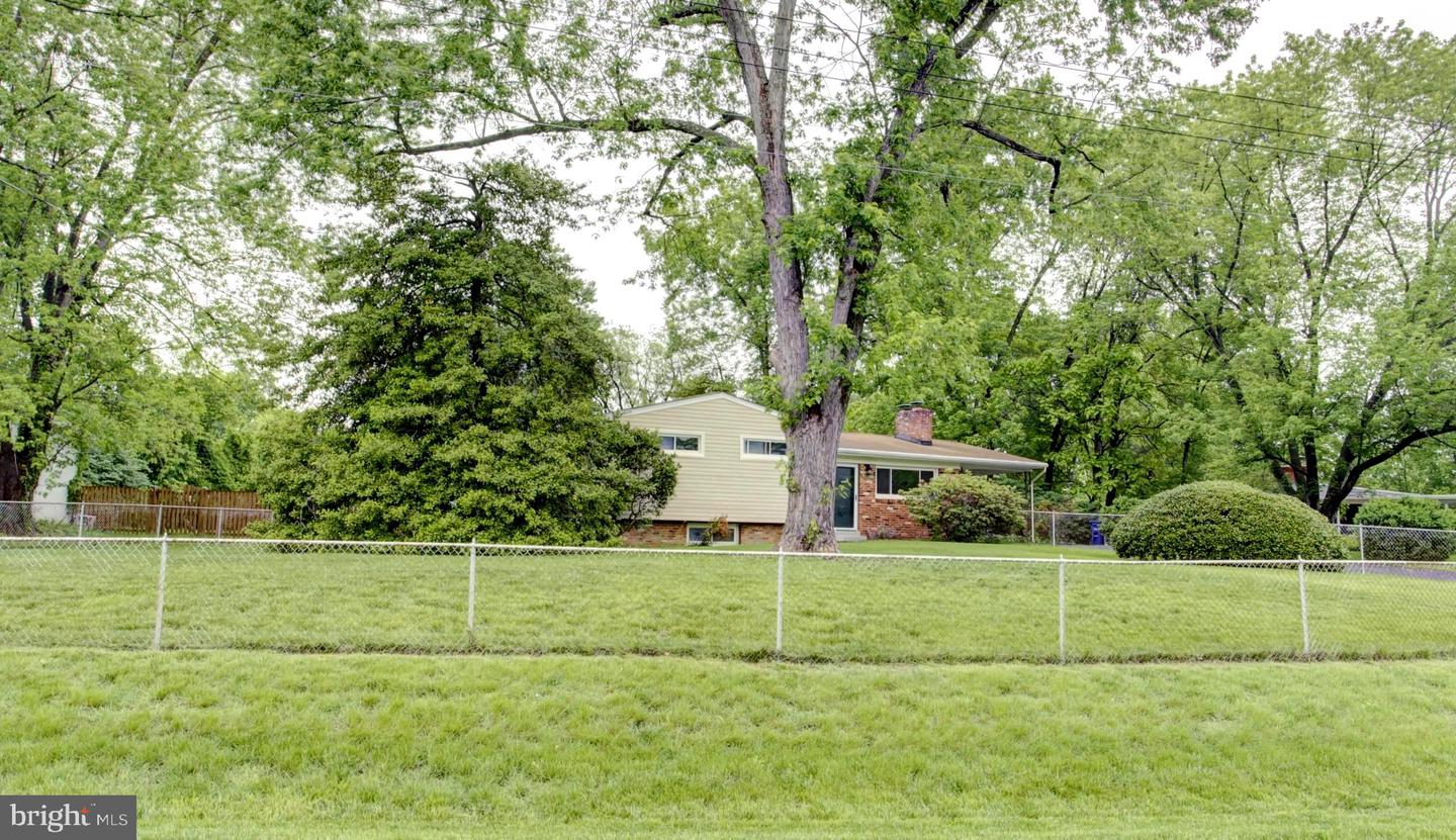 3206 AYERS DR, ALEXANDRIA, Virginia 22309, 3 Bedrooms Bedrooms, ,2 BathroomsBathrooms,Residential,For sale,3206 AYERS DR,VAFX2239022 MLS # VAFX2239022