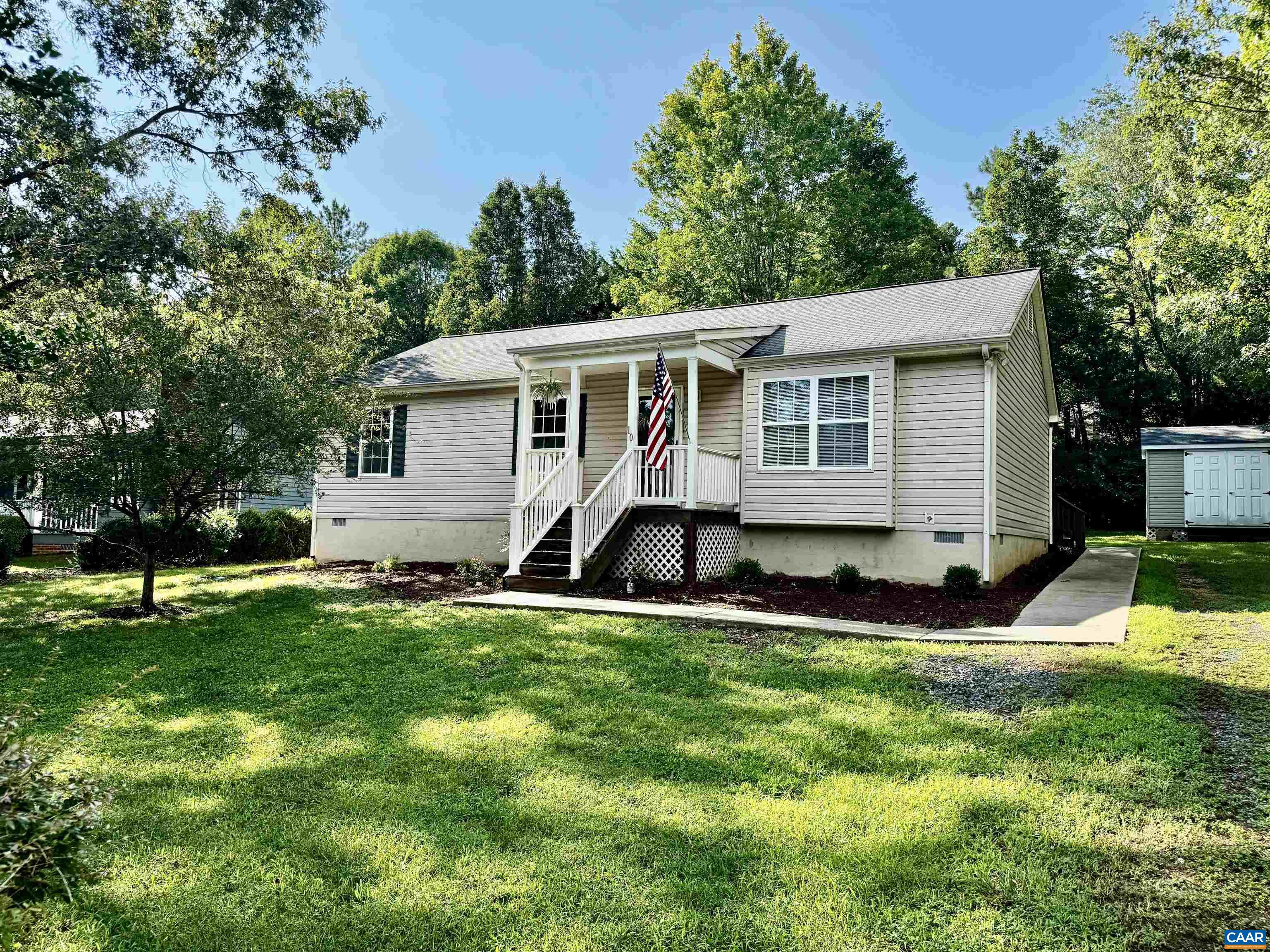 10 LOBLOLLY RD, PALMYRA, Virginia 22963, 3 Bedrooms Bedrooms, ,2 BathroomsBathrooms,Residential,PALMYRA, LAKE MONTICELLO,10 LOBLOLLY RD,666330 MLS # 666330